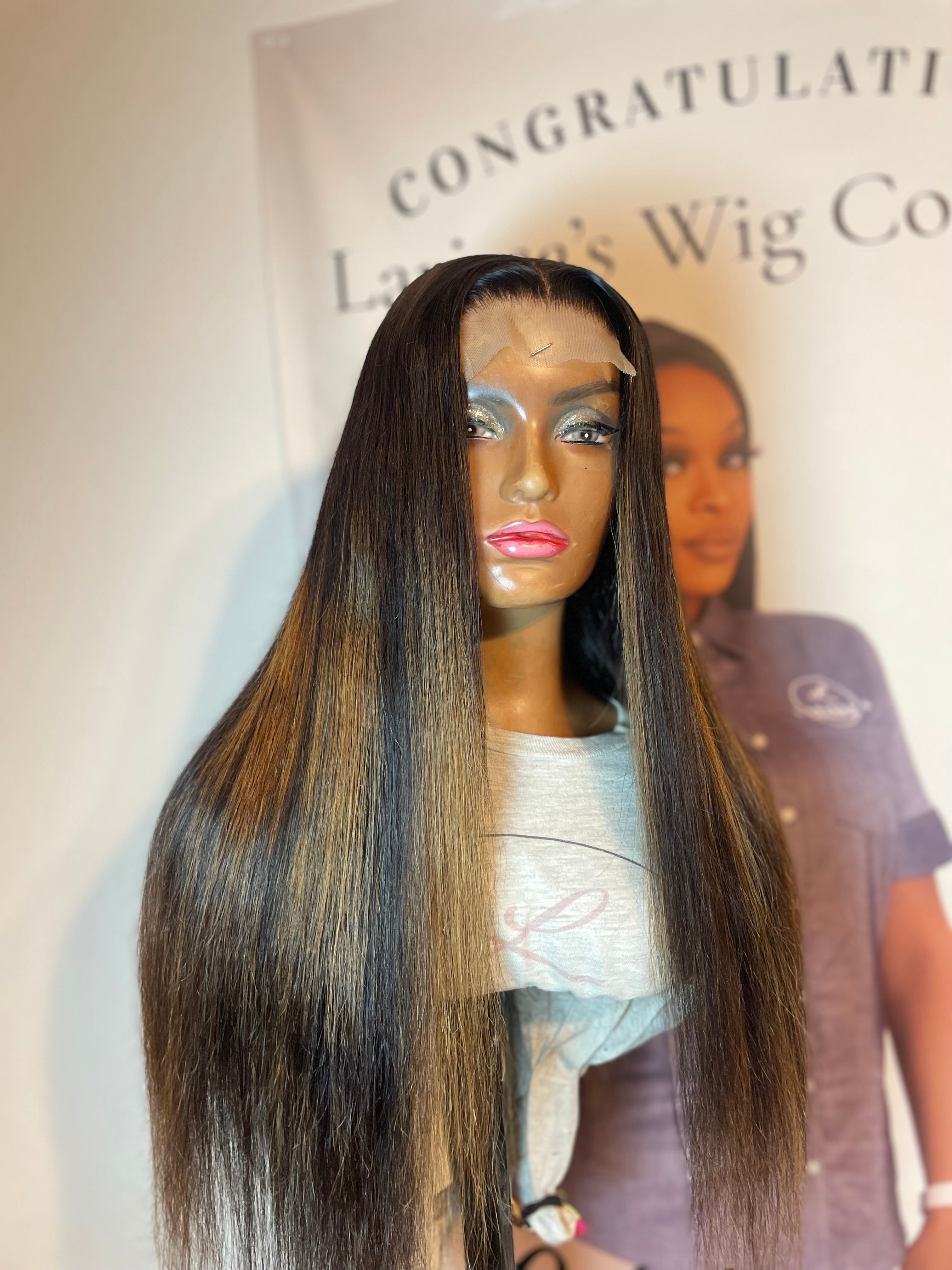 22” Luxury Highlight Closure Wig